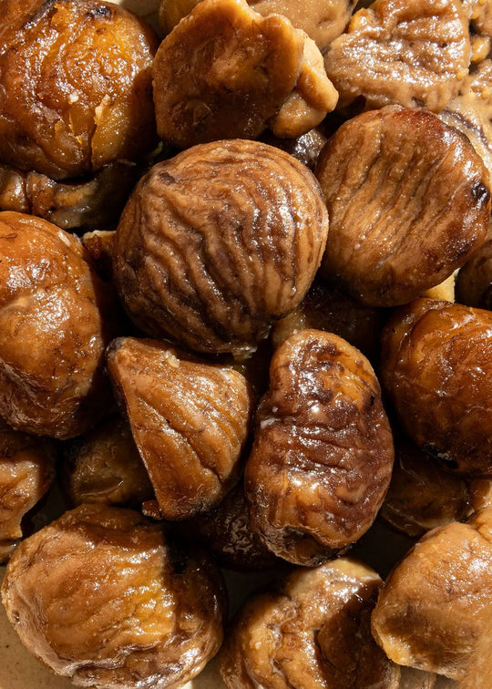  Freshly cooked and vacuum-sealed chestnuts in a 500g pack 