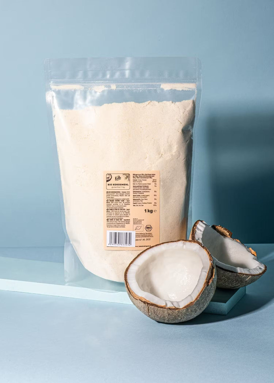 Organic KoRo Coconut Flour in 1kg packaging, perfect for gluten-free baking and cooking