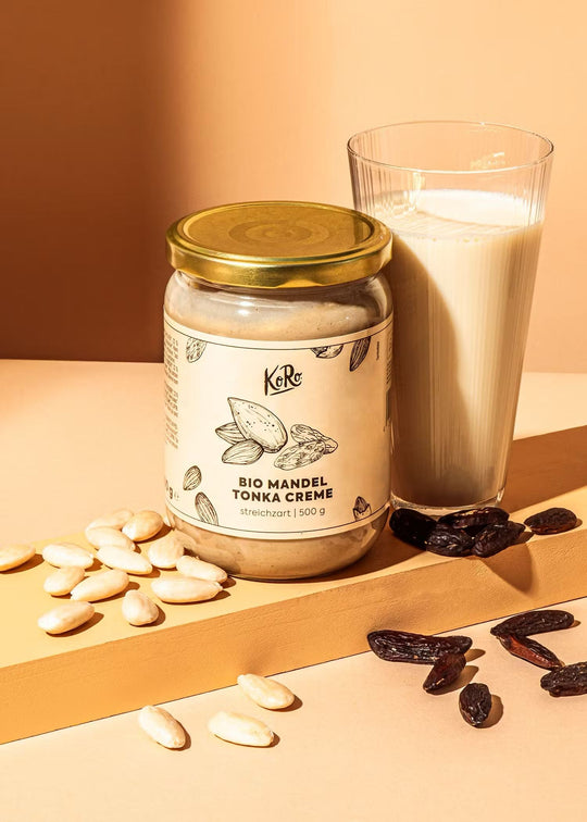 Organic almond and tonka bean cream in a 500g jar from KoRo