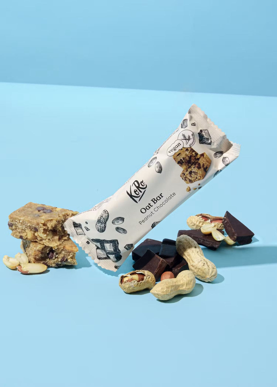 KoRo Bio Oat Bar in packaging with organic oats and nuts