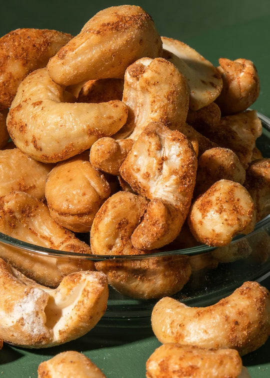 KoRo Cashewkerne mit Chili 500g - Delicious and Spicy Cashew Nuts for Snacking and Cooking 