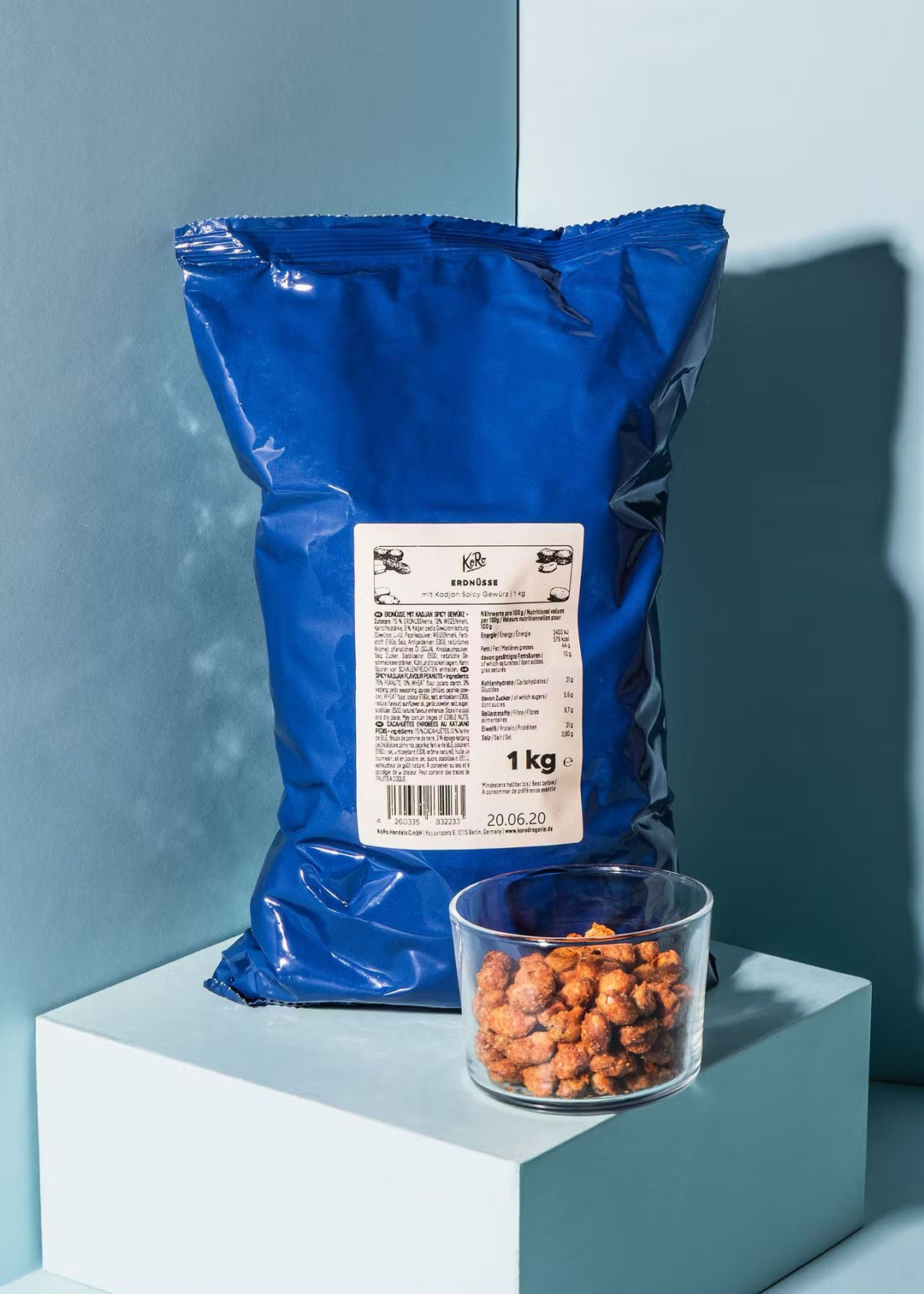 KoRo Erdnüsse mit Kadjan Spicy Gewürz 1 kg - Delicious and spicy peanuts for snacking or cooking