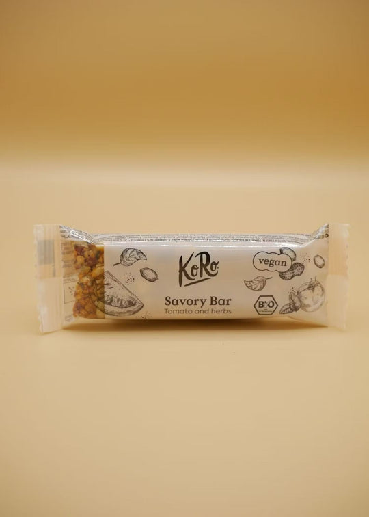 KoRo Herzhafter Erdnussriegel mit Tomate und Kräutern | 40g: Delicious and savory peanut bar with a unique blend of tomato and herbs, perfect for a satisfying snack on the go