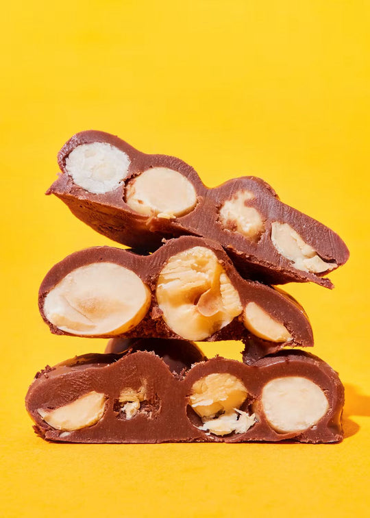 Delicious KoRo Schokohappen Haselnuss-Vollmilch chocolate hazelnut bites in a 750g package