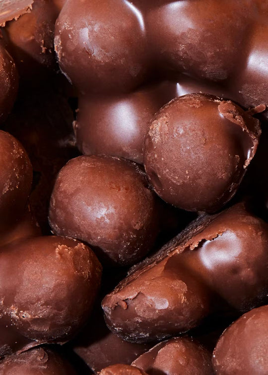 KoRo Schokohappen Haselnuss-Vollmilch 750g - Delicious hazelnut milk chocolate bites