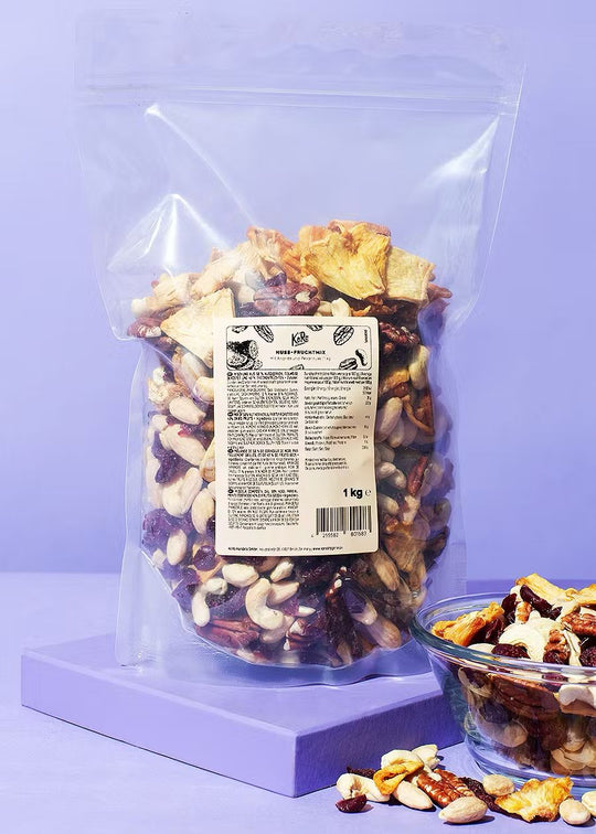 KoRo Süß-salziger Nuss- Fruchtmix 1kg - A delicious and healthy blend of sweet and salty nuts and fruits