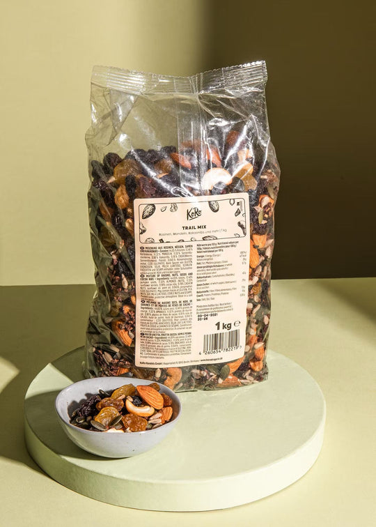 Trail mix featuring a blend of nuts and cacao nibs in 1kg packaging